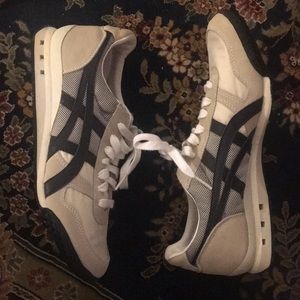 Men’s Asics Tiger Tennis Shoes